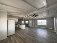 1980 SKYLINE Mobile Home