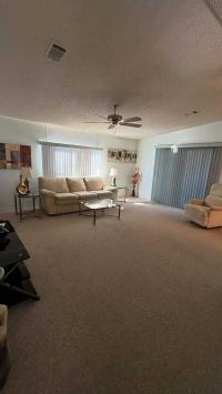 1989 Barrington Manufactured Home