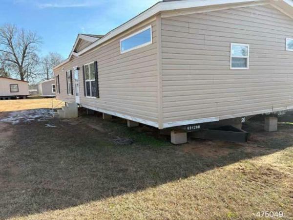 Photo 1 of 2 of home located at Mobile Home Masters 12010 Tx-31 Tyler, TX 75705