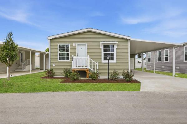 Photo 1 of 2 of home located at 3205 South Street Lot #250 Hollywood, FL 33021