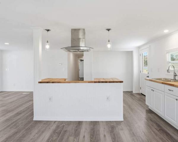 1975 TWIN Manufactured Home