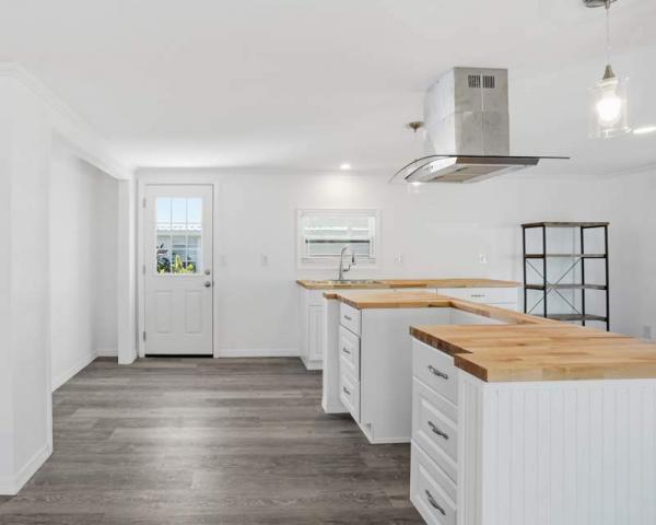 1975 TWIN Manufactured Home