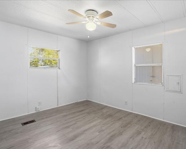 1973 TWIN Manufactured Home