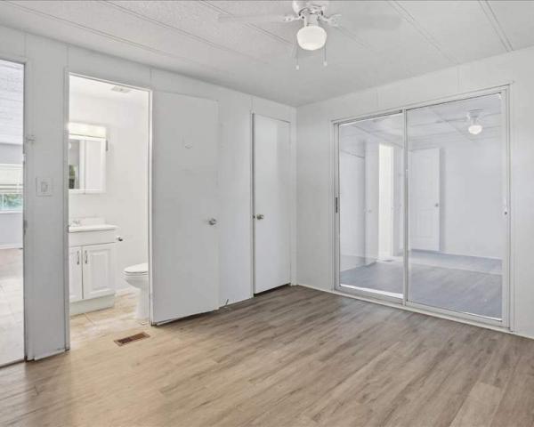 1973 TWIN Manufactured Home