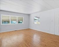 1973 TWIN Manufactured Home