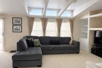 1999 Palm Harbor Manufactured Home