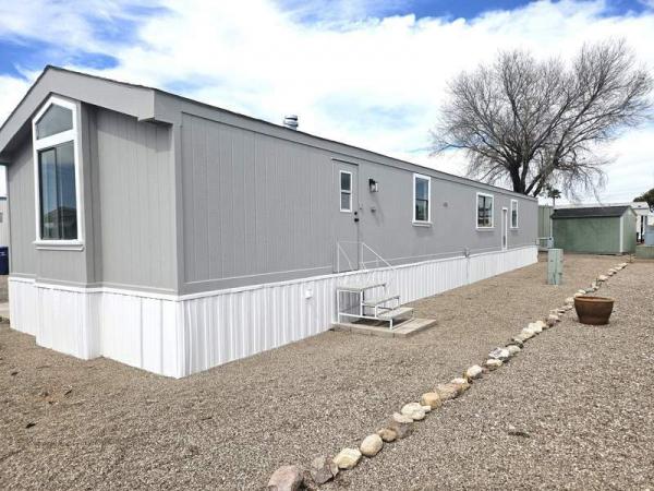 1987 Schult Manufactured Home