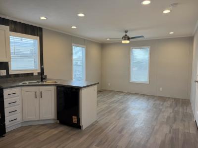 Photo 2 of 8 of home located at 2115 Marlene Dr Troy, MI 48083