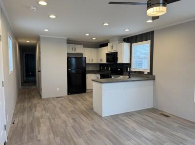 Photo 3 of 8 of home located at 2115 Marlene Dr Troy, MI 48083