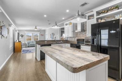 Photo 5 of 8 of home located at 588 Johnathans Cay Vero Beach, FL 32966