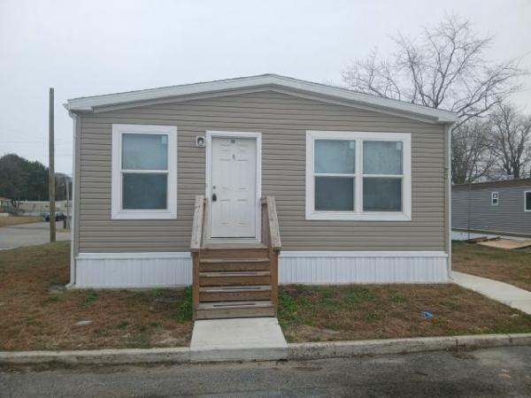 Photo 1 of 2 of home located at 868 E Commerce St, Lot 72 Bridgeton, NJ 08302