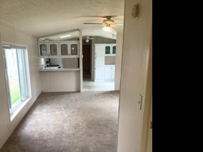 Photo 5 of 7 of home located at 5702 Angola Rd. #183 Toledo, OH 43615