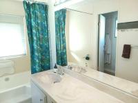 1980 Lakewood Manufactured Home