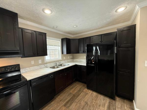 2020 Clayton Homes Inc Yes Mobile Home