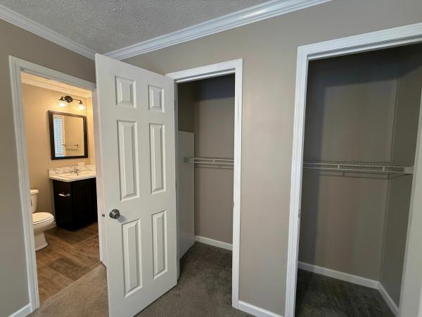 2020 Clayton Homes Inc Yes Mobile Home