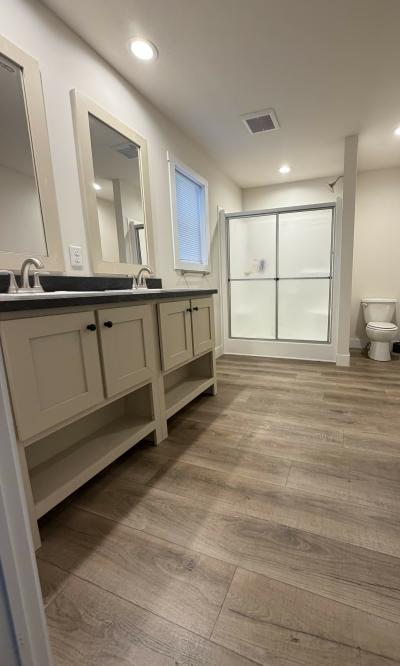 Photo 2 of 4 of home located at 1955 Ridgeview Ypsilanti, MI 48198