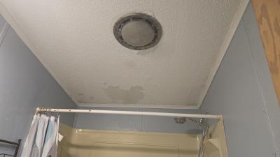 Photo 4 of 27 of home located at 16430 Park Lake Rd #12 East Lansing, MI 48823