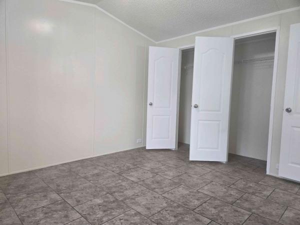 2017 Legacy Housing LTD  Home