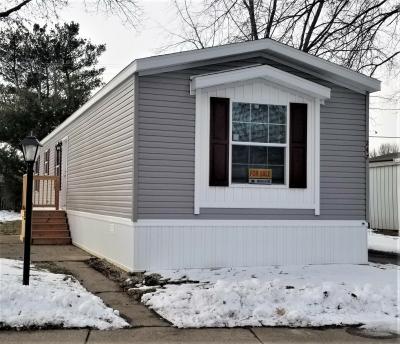 Mobile Home at 247 West Woodside Holland, OH 43528