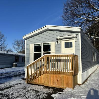 Photo 2 of 39 of home located at 27 Crestwood Drive #0103 Middletown, IN 47356