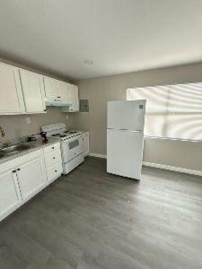 Photo 5 of 5 of home located at 1419 26th Avenue West, 25B Bradenton, FL 34205