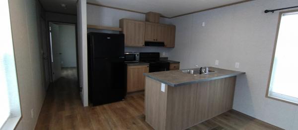 Photo 1 of 2 of home located at 3831 Candlelight Dr Lot Cl3831 Columbus, IN 47203