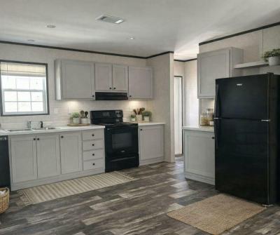 Photo 2 of 19 of home located at 14259 Isoba Ct Tampa, FL 33613