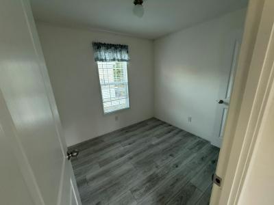 Photo 4 of 9 of home located at 925 Ponce De Leon Boulevard Lot 57 Brooksville, FL 34601