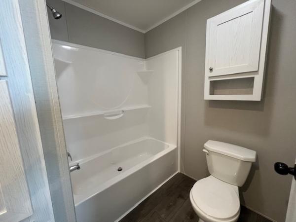 2023 Champion Redman Advantage II  Home