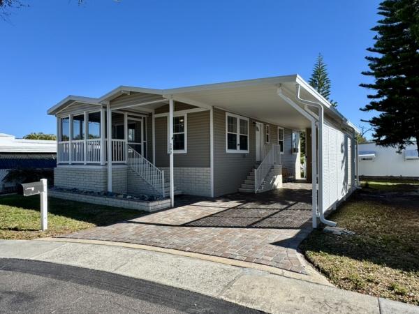 Photo 1 of 2 of home located at 1100 Curlew Rd Lot 202 Dunedin, FL 34698