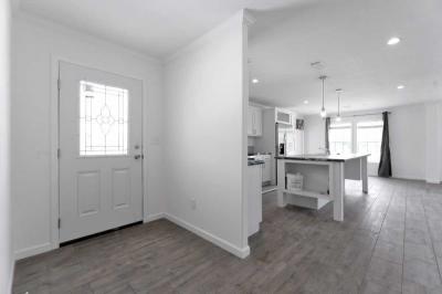 Photo 4 of 18 of home located at 3128 Walden Shores Loop Lake Wales, FL 33898