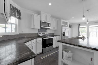 Photo 5 of 18 of home located at 3128 Walden Shores Loop Lake Wales, FL 33898