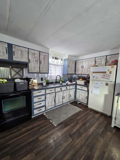 Photo 3 of 6 of home located at 2228 Hall Ln Wixom, MI 48393