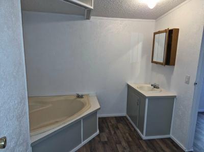 Photo 5 of 10 of home located at 507 1/2 Tidal St Burkburnett, TX 76354