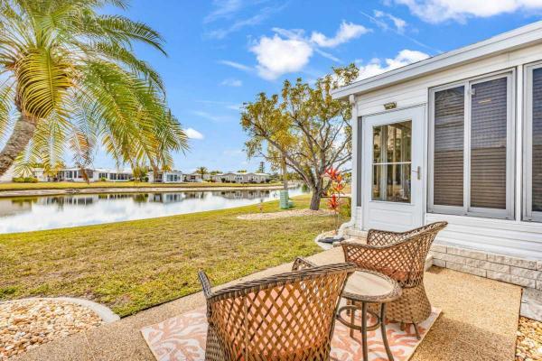 1997 SUN HS Manufactured Home