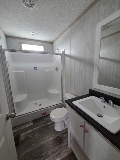 Photo 5 of 9 of home located at 236 Charlestown Road Martinsburg, WV 25405