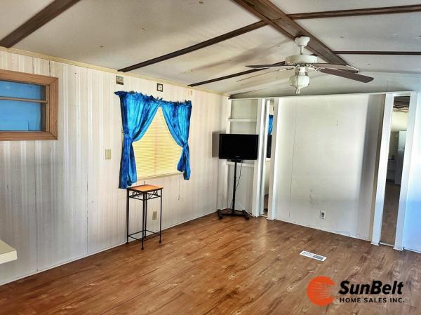 1984 MARLO Mobile Home