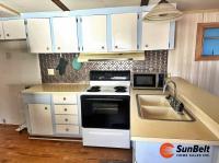 1984 MARLO Mobile Home