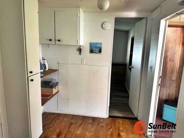 1984 MARLO Mobile Home