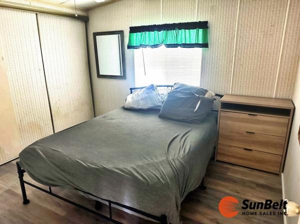 1984 MARLO Mobile Home