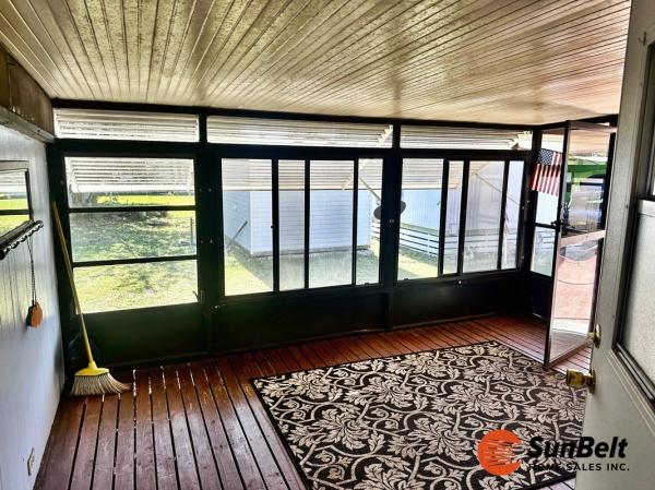 1984 MARLO Mobile Home