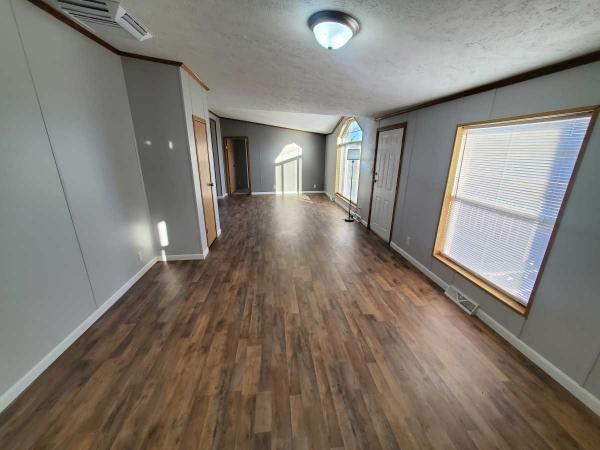 2001 CHII BV Mobile Home