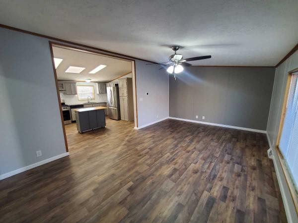 2001 CHII BV Mobile Home