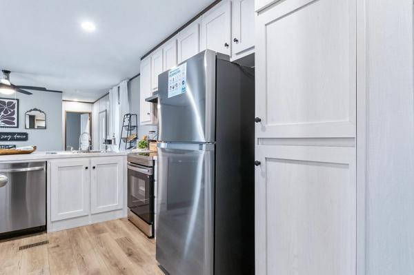 2026 Anniversary Spring Creek 56 Manufactured Home