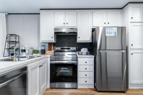 2026 Anniversary Spring Creek 56 Manufactured Home