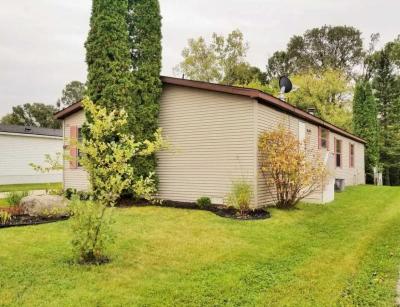 Photo 4 of 15 of home located at 2219 S. Sheeran Milford, MI 48381