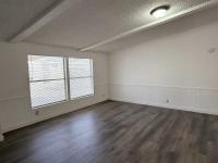 1990 REDMAN CRESTPOINT Manufactured Home