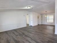 1990 REDMAN CRESTPOINT Manufactured Home