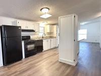 1990 REDMAN CRESTPOINT Manufactured Home