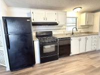 1990 REDMAN CRESTPOINT Manufactured Home